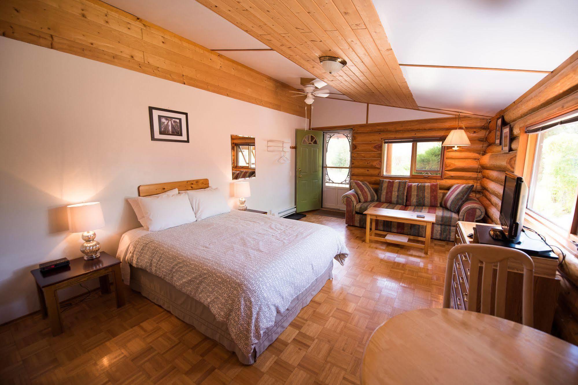 Cedar Haven Cabins And Resort Clearwater Zewnętrze zdjęcie